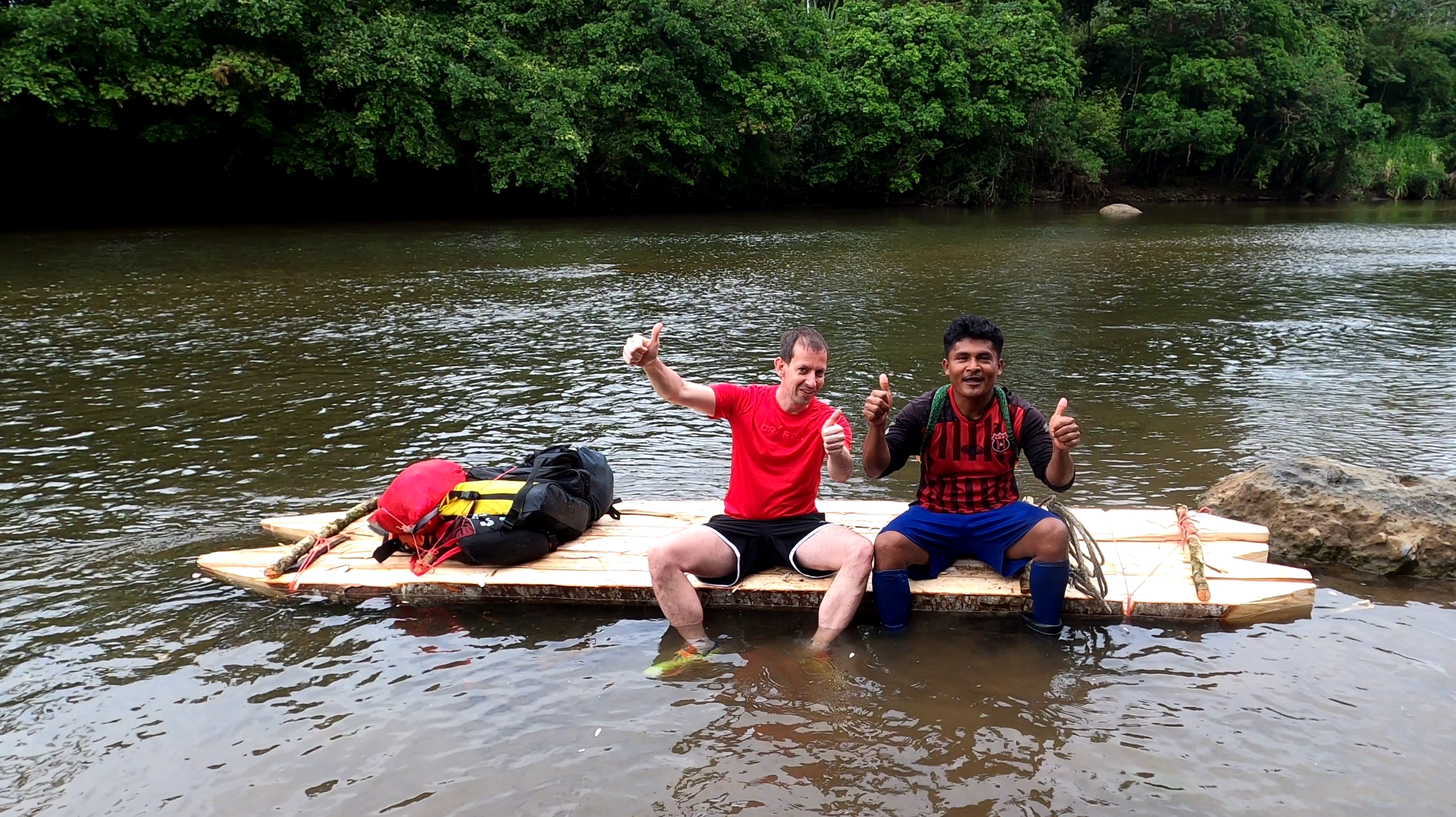 Dennis Besseler und Yorkin im Regenwald von Costa Rica 2004
